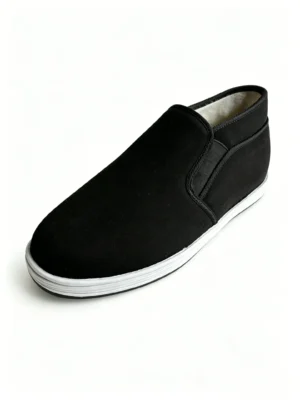 LUNO LN-M4014 men's high-top cotton shoes side profile - featuring a sleek black fabric upper with elastic side panels for easy slip-on wear, a plush white fur lining visible at the collar for winter warmth, and a layered white rubber sole with textured tread for grip; the minimalist design combines traditional craftsmanship with modern comfort, ideal for daily casual use in cold weather.