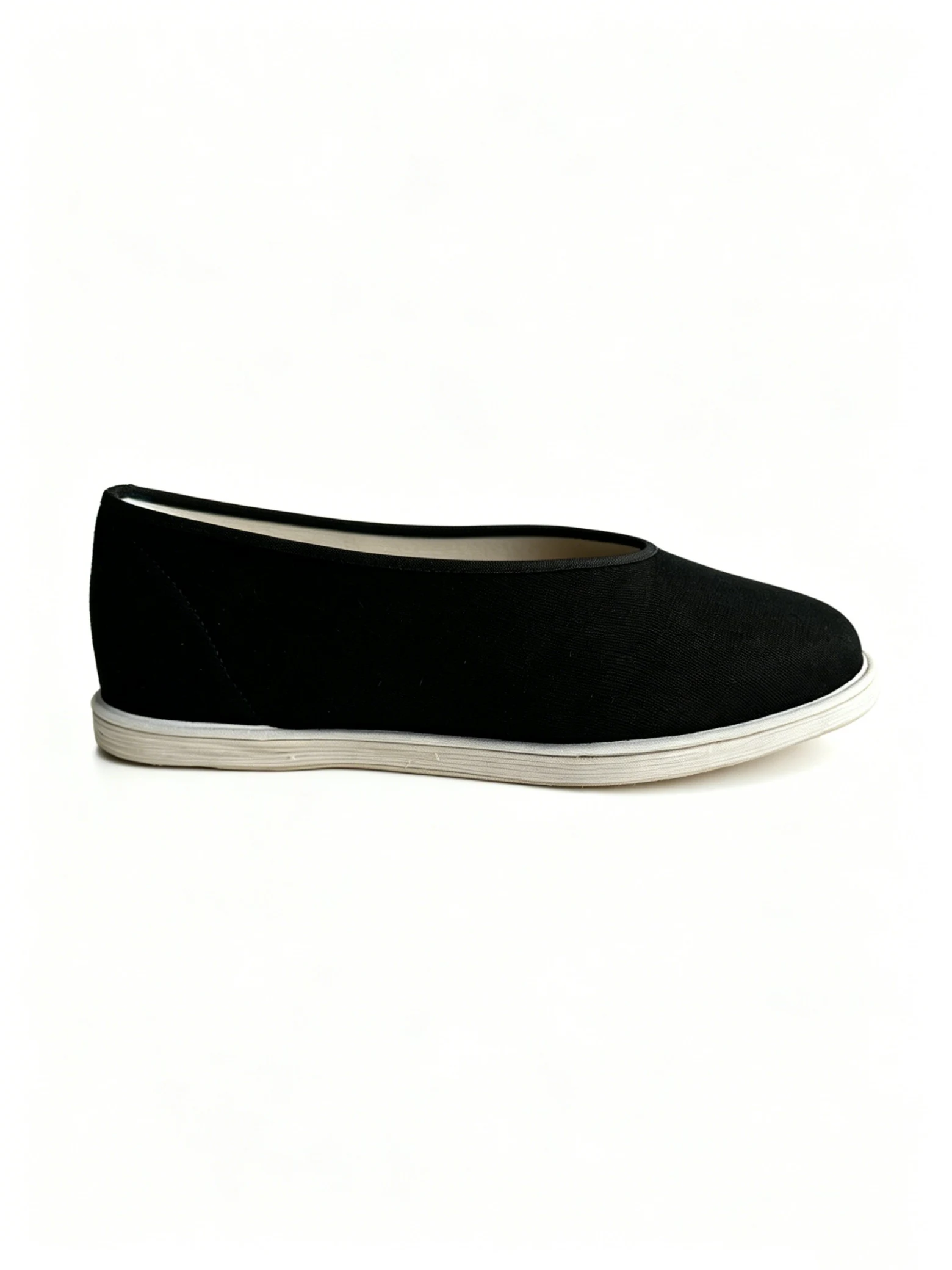 luno ln m3042 men's round toe cloth shoes formal fabric & hand stitched sole Side profile of LUNO LN-M3042 men's round toe cloth shoes - black fabric upper with white rubber sole and visible hand-stitched seam along the heel