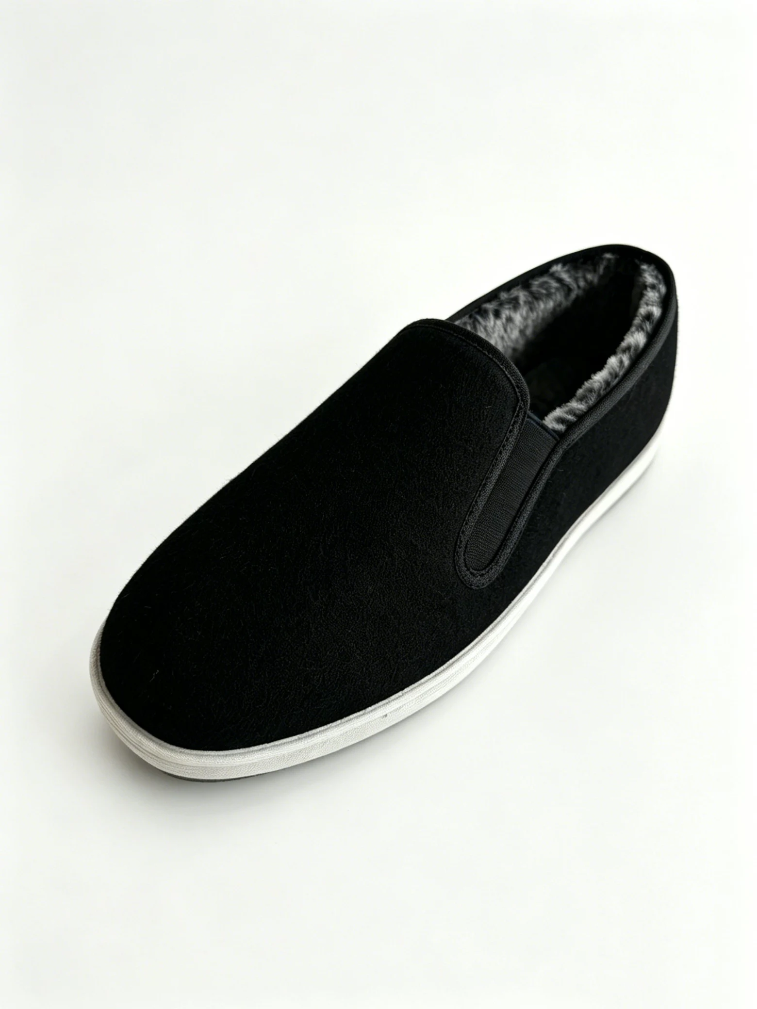 luno ln m4016 traditional chinese low top cotton shoes LUNO LN-M4016 traditional Chinese low-top cotton shoes side profile - showcasing a sleek black fabric upper with a plush rex rabbit fur lining visible at the collar for superior warmth; the slip-on design with elastic side gussets and clean white rubber sole offers both comfort and style, ideal for cold-weather wear.
