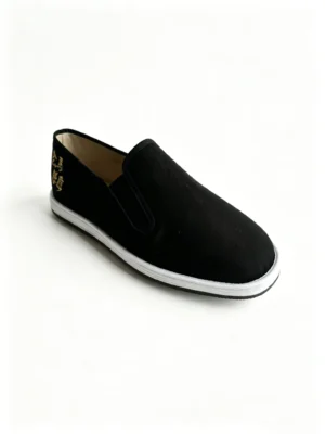 Side view of LUNO LN-M4037 men's traditional Chinese cloth shoes - featuring black canvas upper, white layered sole edge, and gold embroidered "Ma Dao Cheng Gong" calligraphy on the heel for good luck symbolism.